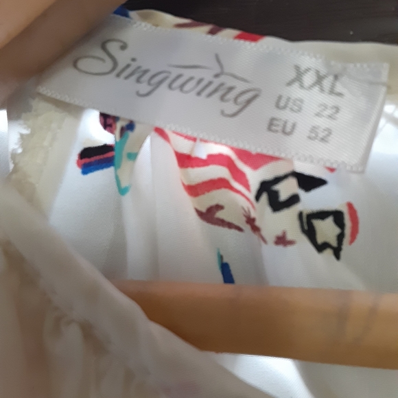 Blouse - Picture 3 of 4